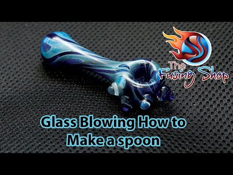 Видео: Выдувная стеклянная трубка | Выдувание стекла в технике настольной лампы | Стеклодувная трубка