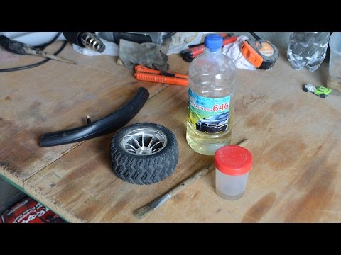Видео: Заклеиваем порезанное колесо радиоуправляемой модели. Как восстановить порванное колесо?