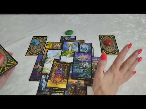 Видео: КТО ПОСТОЯННО ДУМАЕТ О ВАС? Таро гадание