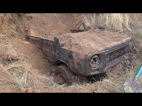 Видео: Откопали машину 70х годов !