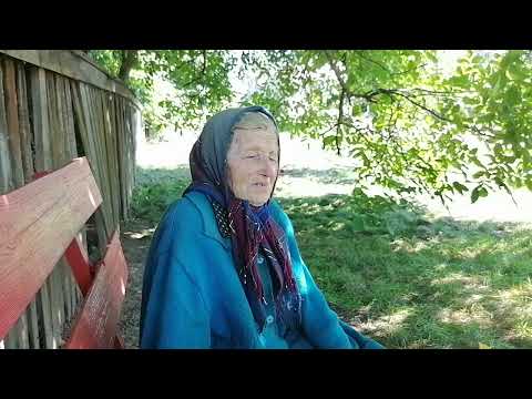 Видео: В Деревне Болотчыцы Слуцкого района живет старожила 92 года, продаётся дом за 10.000 рублей.