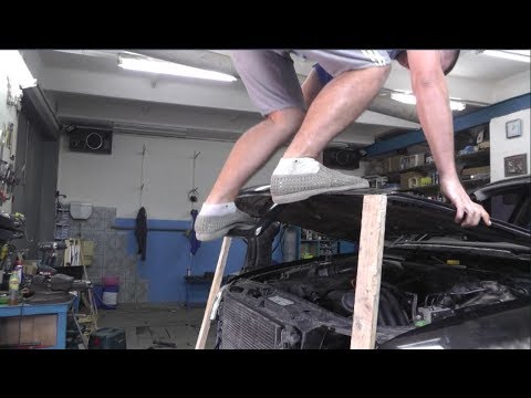 Видео: AUDI A4. Трудности при сборке. Рихтовка капота в дЭталях. ФИНИШ.