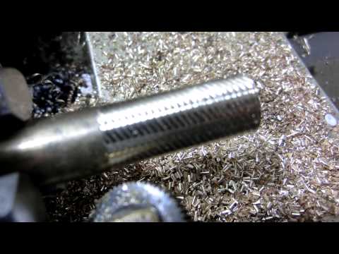 Видео: Универсальная накатка для токарного станка