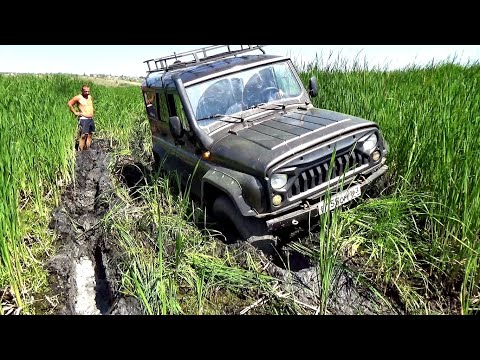 Видео: Какие 35-е лучше по грязи? Comforser сf 3000 vs Maxxis M8060 Trepador