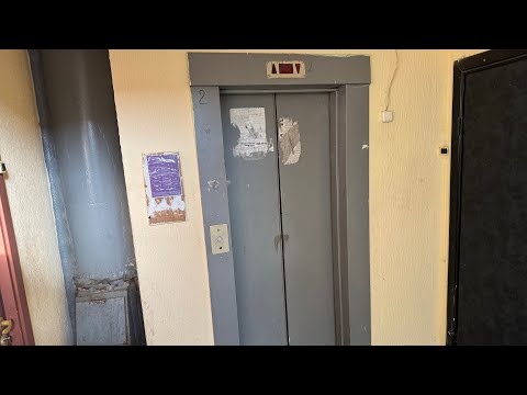 Видео: Лифт МЛМ ~1999 г. в. V=0.71 м/с Q=400 кг @ Ул. Жуковского, 29