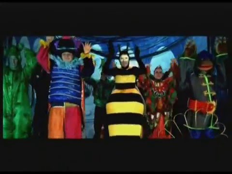 Видео: Руки вверх! - Детская