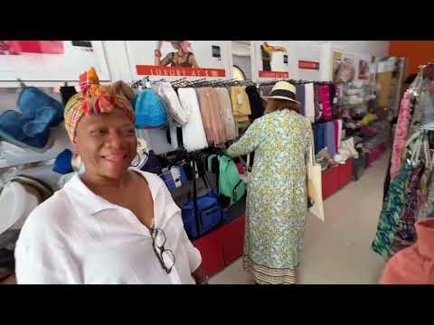 Видео: 🔴 Antiqua ШОППИНГ с АЛЛОЙ 🔴 АТАКА ТАКСИСТОВ а ЛОДКА лучше MSC Divina  01.11.2025