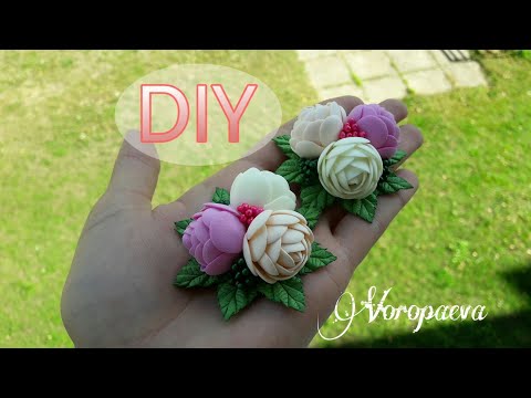 Видео: Самые простые цветы из фоамирана Канзаши/ DIY Hair ornaments