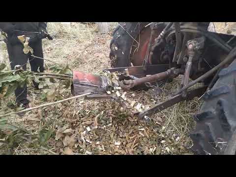 Видео: шнековий подрібнювач гілок на мотоблок продам +380685290210