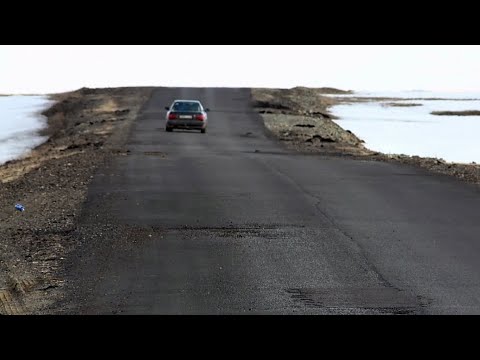 Видео: Қарағанды облысында 800 миллион теңгеге салынған жол сапасы сыр берді