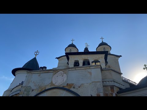 Видео: В Архангело-Михайловском Зверинецком монастыре. Киев.