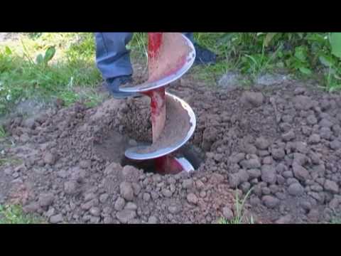 Видео: Бурение мотобуром Iron Mole M 7-350 motobur.ru