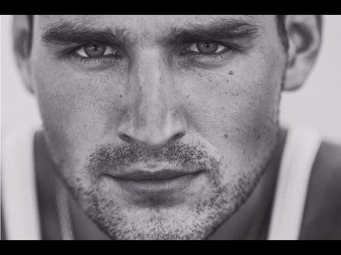 Видео: Моя история "Как я 4 года живу в путешествиях и на чем зарабатываю"