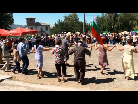 Видео: Тракийски женски събор Аврен 19 09 2015г ВИЕВСКА ФОЛК ГРУПА 01