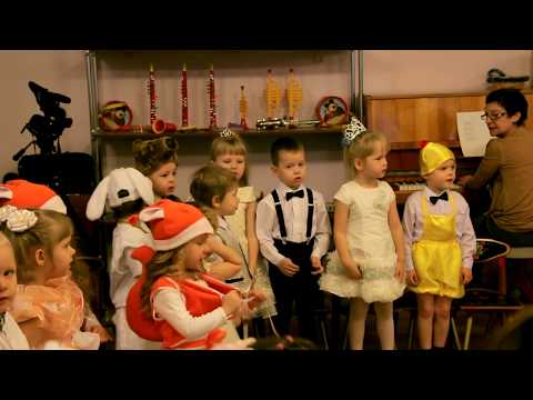 Видео: Новогодняя ЁЛКА 2018 Детский сад "Дельфин"