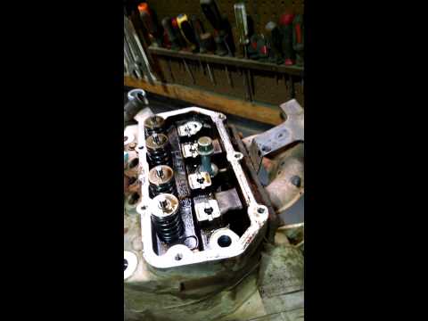 Видео: Ремонт верхней части Polaris 700/800, часть первая