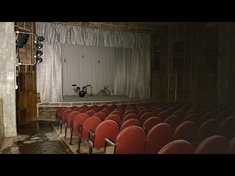 Видео: Заброшенный сельский дом культуры с барабанами. Удивительно но его не разграбили