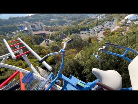 Видео: Испытайте Sky Cycle в самом страшном парке развлечений Японии｜Scream Park