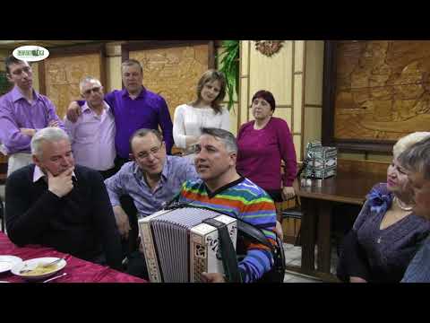 Видео: В сельпо гармошку привезли. Алексей Ефимов! Гармонь - это душа народа. Это наше родное, близкое!