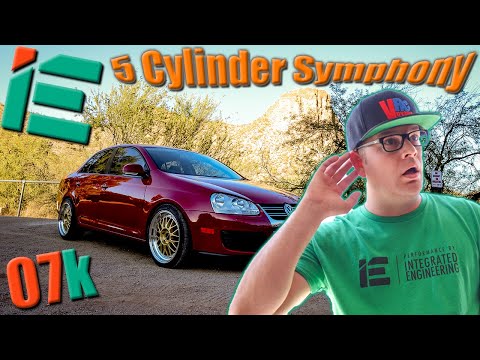 Видео: Звуки VW Jetta 2.5 Mk5 RAW - Прямой выхлоп - IE Tuned - Прямой выхлоп 5 цилиндров EPIC Sounds - 07k