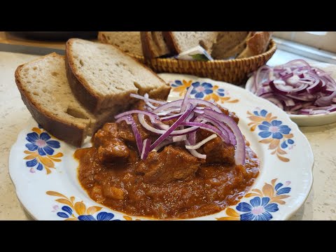 Видео: Гуляш из духовки / @JanaCJany