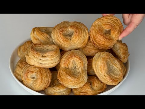 Видео: Невероятно простой рецепт: только мука, горячая вода и нож! 👆 Быстро, вкусно