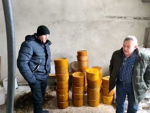 Видео: На виробництві вощини, з чистого воску. У Кулакова Ю. С (0684489456) Ґлєб