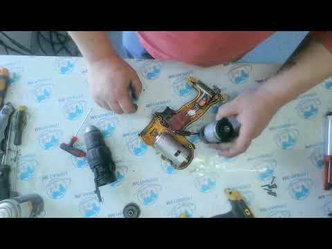 Видео: Шуруповёрт DCD771D2 KS DEWALT | Ремонт (замена двигателя)