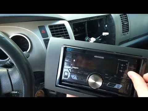 Видео: Замена магнитолы Toyota Tundra 2007-2018