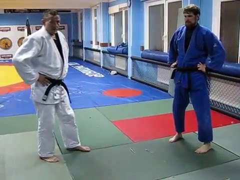 Видео: Контратака подсечкой от задней подножки.