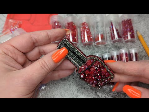 Видео: РАБОТА или ХОББИ? ВЫШИВАЕМ БРОШИ | брошь лак для ногтей