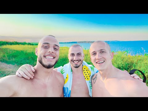 Видео: ГЛУПАЦИ НА МОРЕ