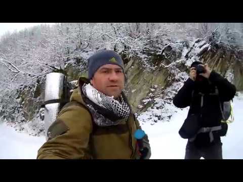 Видео: Шапсугская. ЗИМНИЙ ПОХОД, СНЕГ, ОХОТНИЧИЙ ДОМИК, ГОТОВИМ НА КОСТРЕ .