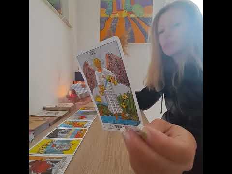 Видео: След раздяла неудържими вървите към победа. Нова любов и нов живот. Unstoppable - SIA