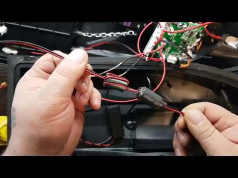 Видео: Прикормочный кораблик Flytec. Доработка 4. Помехи на эхолот. И работа пульта