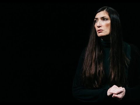 Видео: Богиня, Шер или вещица, или просто една силистренка – Снежина Петрова