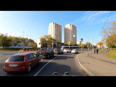 Видео: Вечером на машине в Москве: От Чертановской улицы до парка Царицыно. 4K UHD