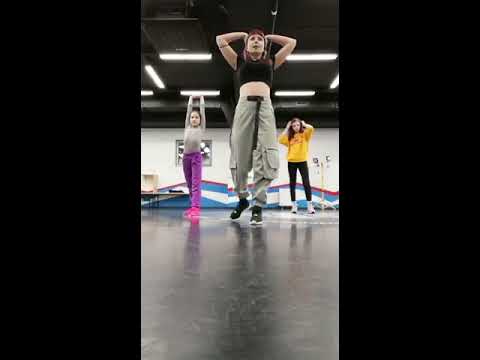 Видео: Как делать vogue dip после вращения от Irina Blinchik.