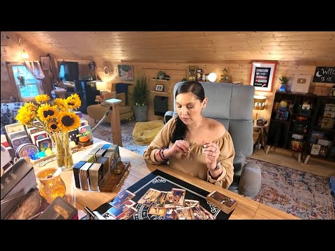 Видео: Дева ♍ Что требует терпения и решимости? 🎴 Карта Таро недели 🎴 9–15 ноября 2025 г.