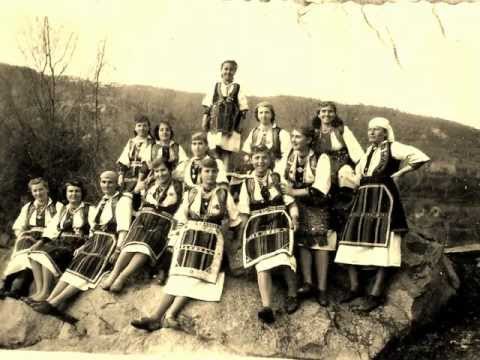Видео: Pusteno Oro (Lerinsko Oro) - Пуштено или Пушчено Оро - Macedonian Folk Dance