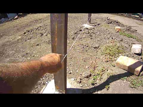 Видео: Строим небольшой ангар для хранения зерна