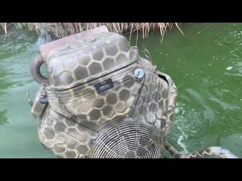 Видео: Лодка болотоход-Мотор Briggs&Stratton 40HP