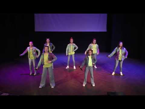 Видео: Новые голоса - ты посмотри на нас