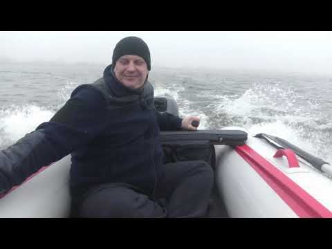 Видео: Ямаха-9.9/15, 4т. - попытка выйти на воду.