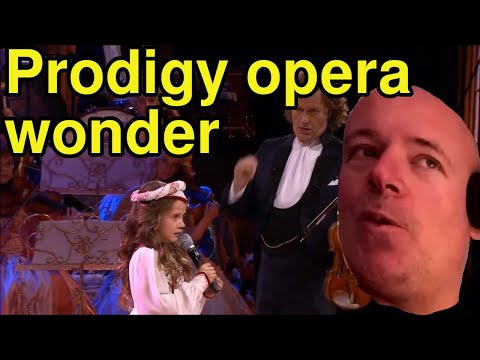 Видео: Реакция певицы в первый раз - Амира Уиллигаген и Андре Рье - О Мио Баббино Каро