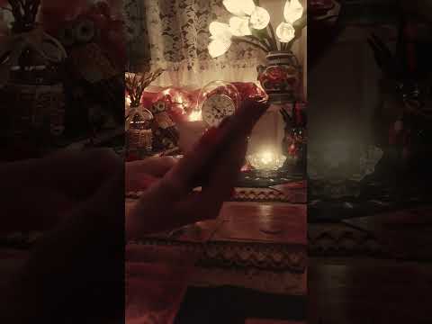 Видео: Ой ёёй Мужчина собирается ехать он говорит Я уже билет купил