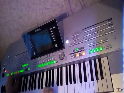 Видео: Саня Бон..,,Семь-Сорок,, (7-40) Yamaha tyros-2