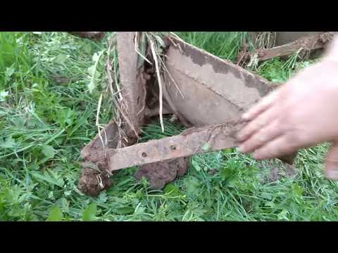 Видео: Догружатель на ЮМЗ + полка в кабину