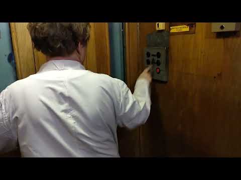 Видео: 🇧🇾71: Распашник в Беларуси!🔥| Больничный лифт ЦРМЗ 1968 г.в., V=0,5 м/с, г/п 500 кг