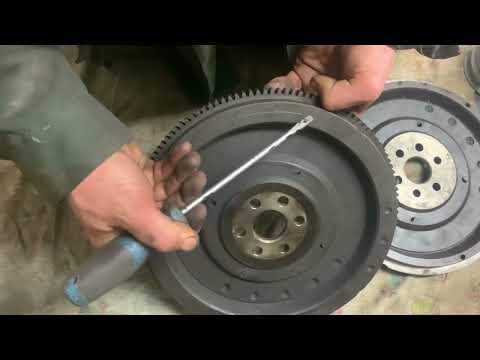 Видео: Проточка маховика под классическую коробку